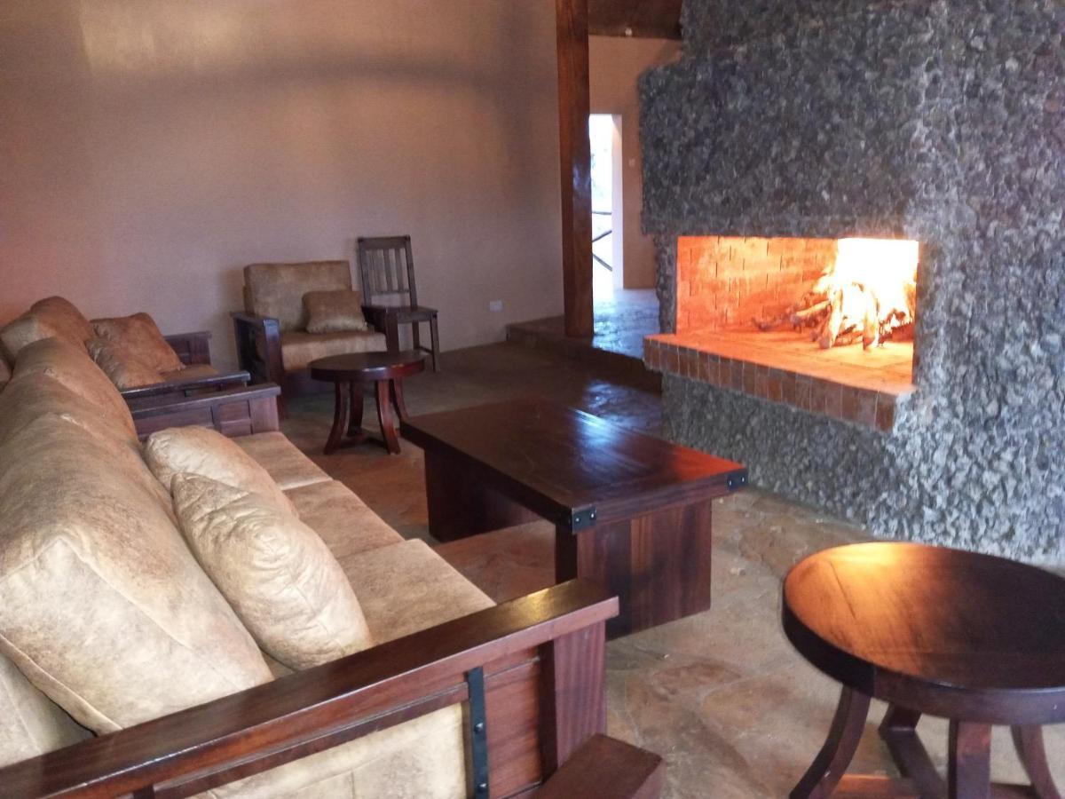 Oilepo Amboseli Hotel Rift Valley Exterior photo