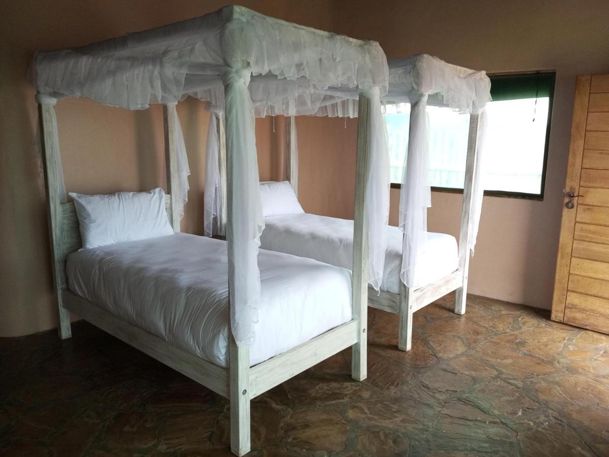 Oilepo Amboseli Hotel Rift Valley Exterior photo
