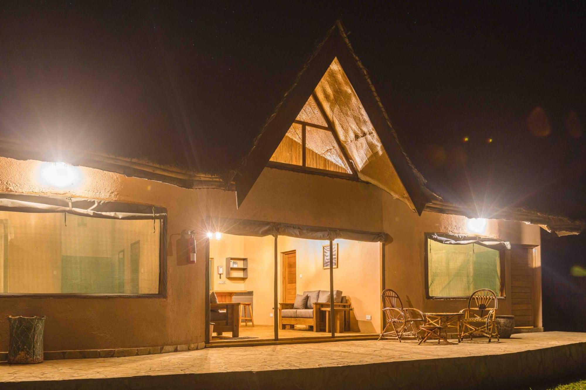 Oilepo Amboseli Hotel Rift Valley Exterior photo